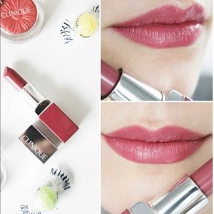Clinque pop, lipstick and primer in one